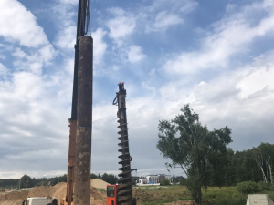 Сооружение водоперепускной трубы на ПК305+00