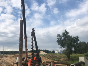 Сооружение водоперепускной трубы на ПК305+00